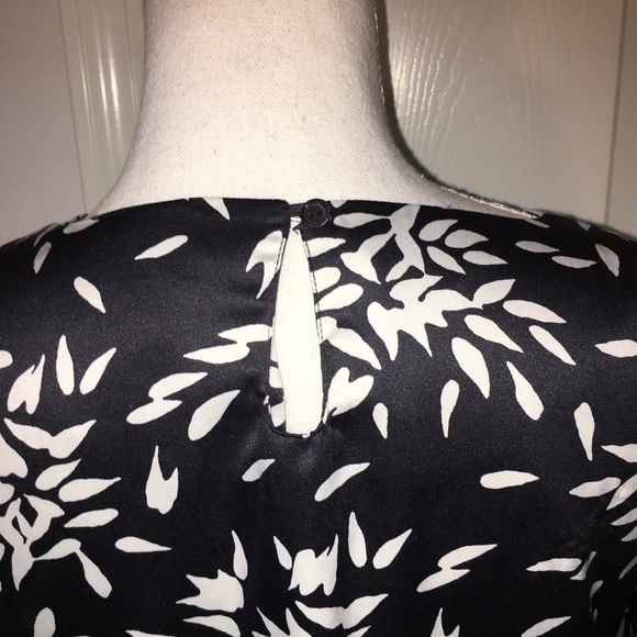 Merona 3/4 Sleeve Top - Picture 8 of 9